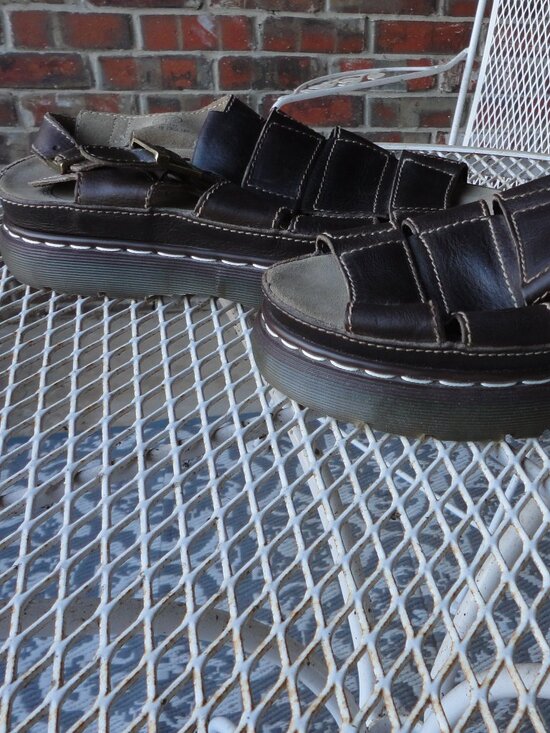 DR MARTENS Men\'s Brown Leather Vintage Fishermen\'s Chunky Sandals Size 12 main image 6